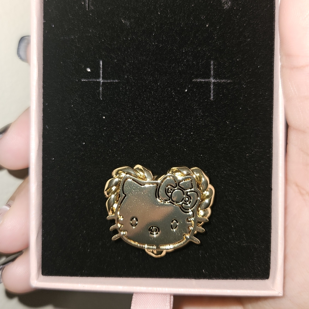 Gold Hello Kitty Ring